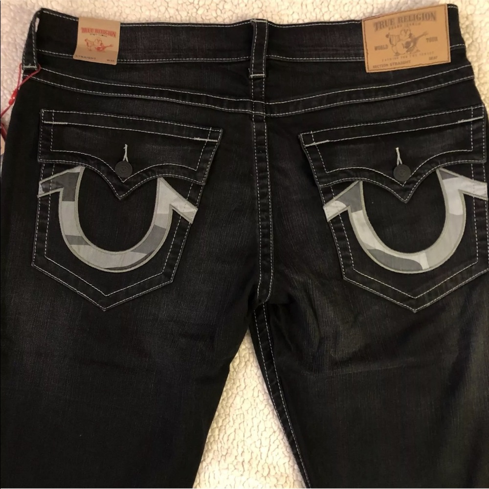TRUE RELIGION Men's Jeans, Straight Jeans w/Flap - Picture 8 of 8